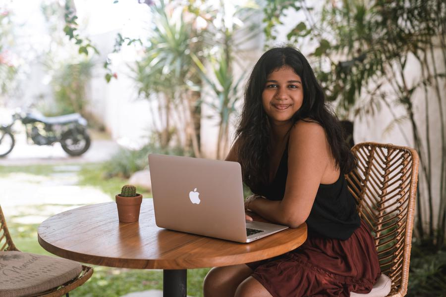 From Corporate Internship to Start Me Up